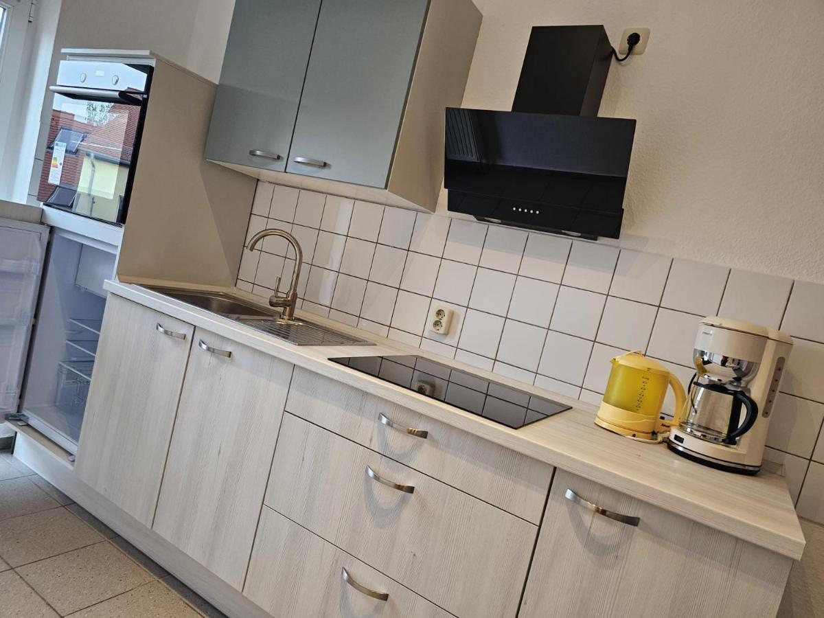 Kaethe-Kollwitz-Strasse 54, F2 Lägenhet Altenburg Exteriör bild